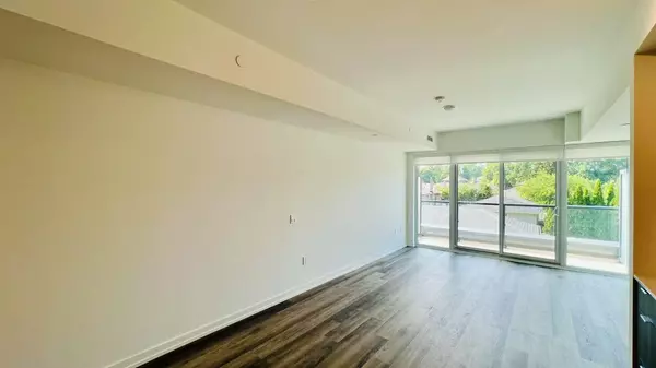Toronto W07, ON M8Z 0H2,6 Chartwell RD #220