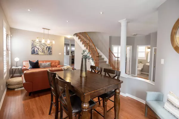 Kanata, ON K2K 0C7,124 Strathcarron CRES