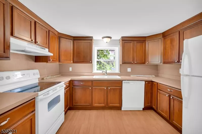 425 Powerville Rd, Boonton Twp., NJ 07005