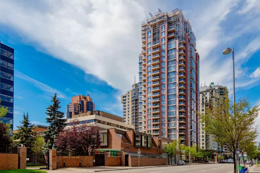 650 10 ST SW #604, Calgary, AB T2P 5G4