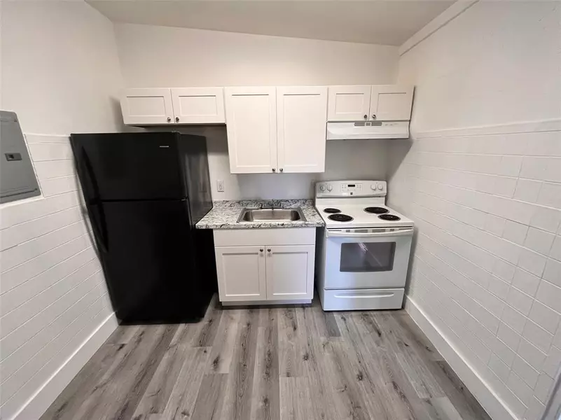 320 NE 13th Ave #10, Boynton Beach, FL 33435