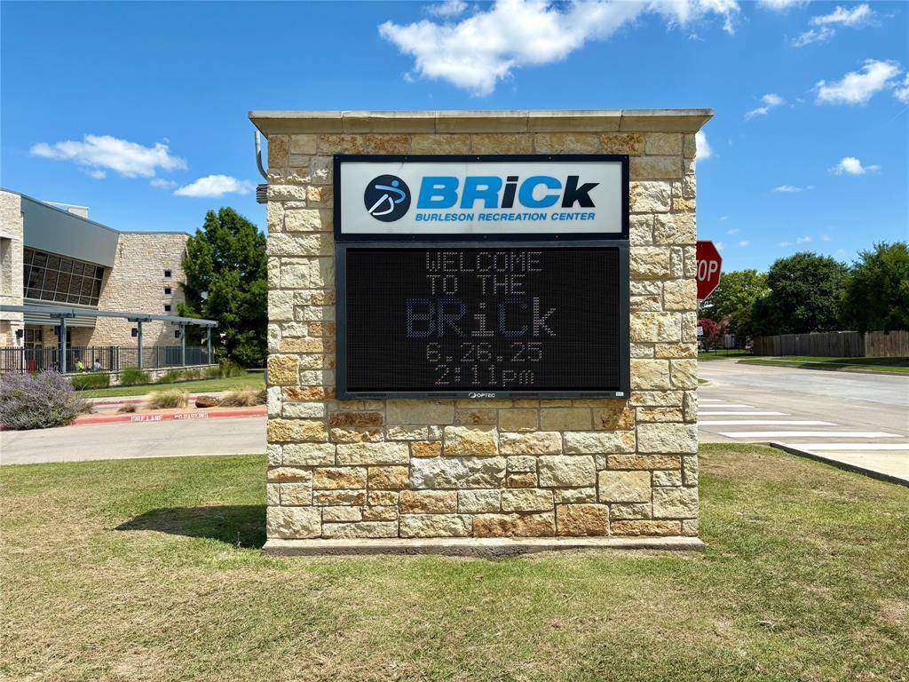 Burleson, TX 76028,601 Parkview Drive