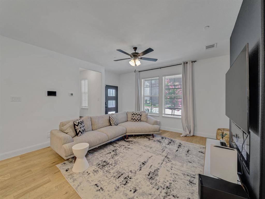 Plano, TX 75074,3512 Kingsland Drive