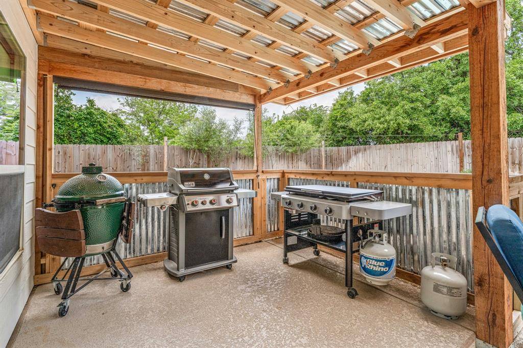 Tolar, TX 76476,242 Little Tree Court