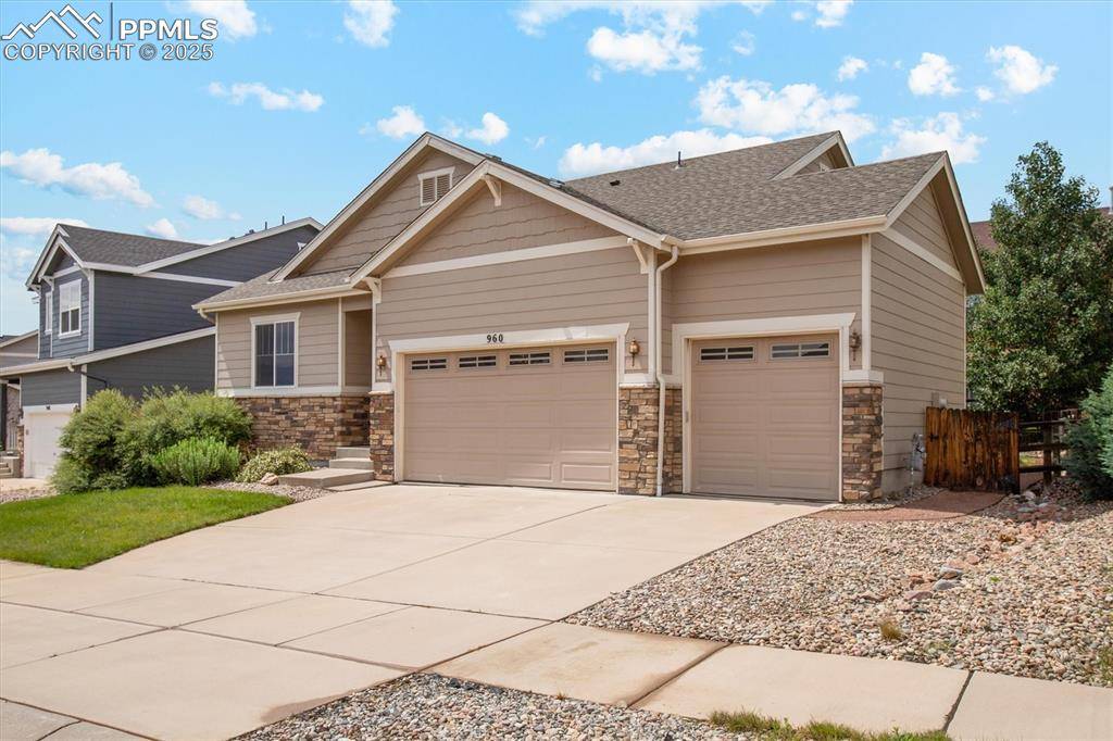 Colorado Springs, CO 80921,960 Fire Rock PL