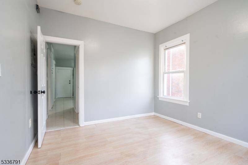 Paterson City, NJ 07503,308 Atlantic St #1