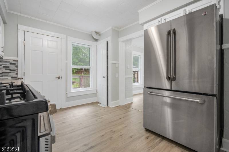 Newton Town, NJ 07860,3-5 New Hampshire St #1