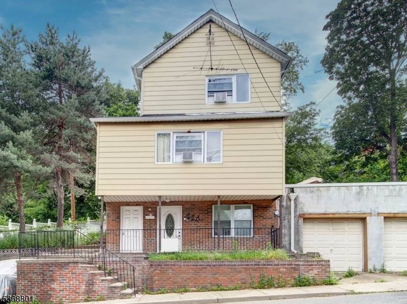 Ridgefield Park Village, NJ 07660,114 Hackensack Ave