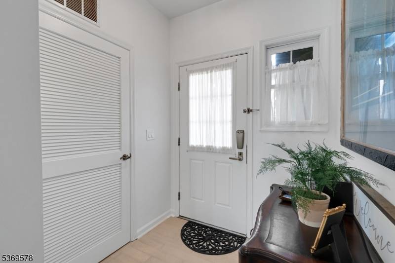 Vernon Twp., NJ 07462,8 Maple Cres #12