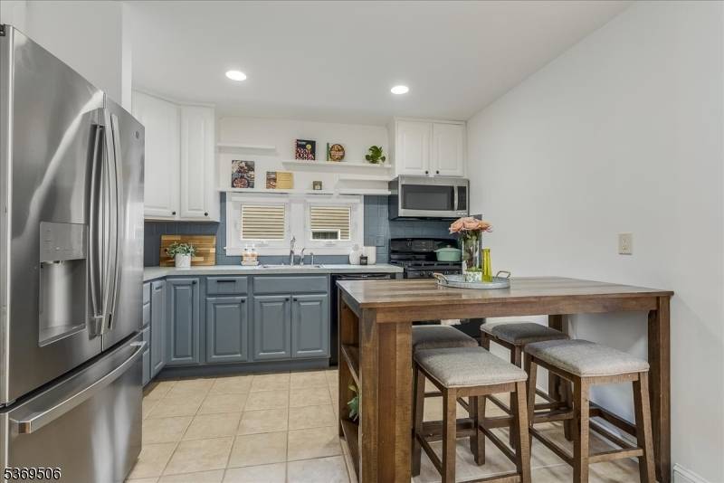 Verona Twp., NJ 07044,41 Lynwood Rd
