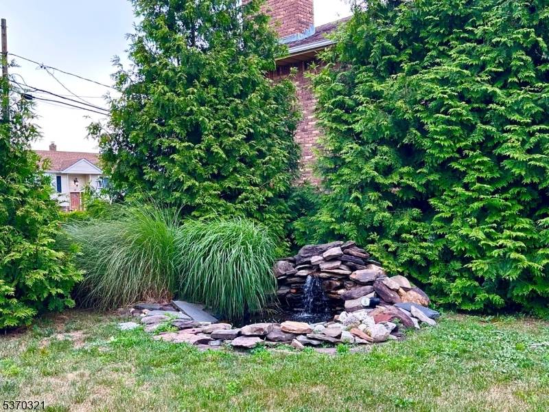 Totowa Boro, NJ 07512,457 Totowa Rd