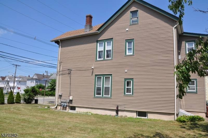 Garfield City, NJ 07026,112 Palisade Ave