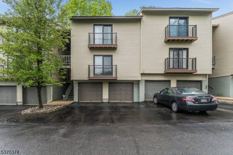 Glen Gardner Boro, NJ 08826,108 Spruce Hills Dr