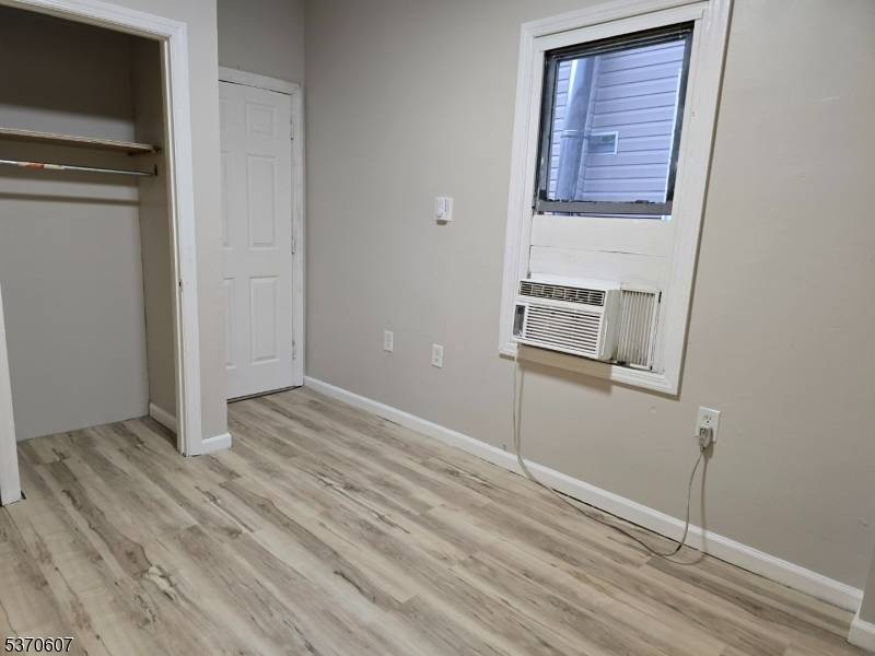 Totowa Boro, NJ 07512,53 Norwood Terr