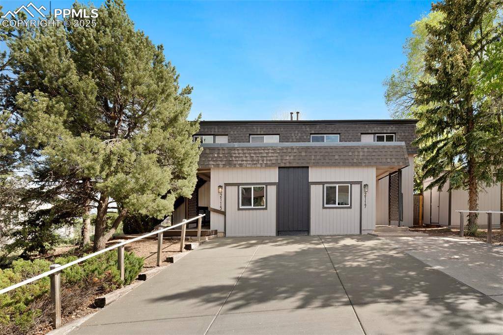 2115 Friendship CIR, Colorado Springs, CO 80904