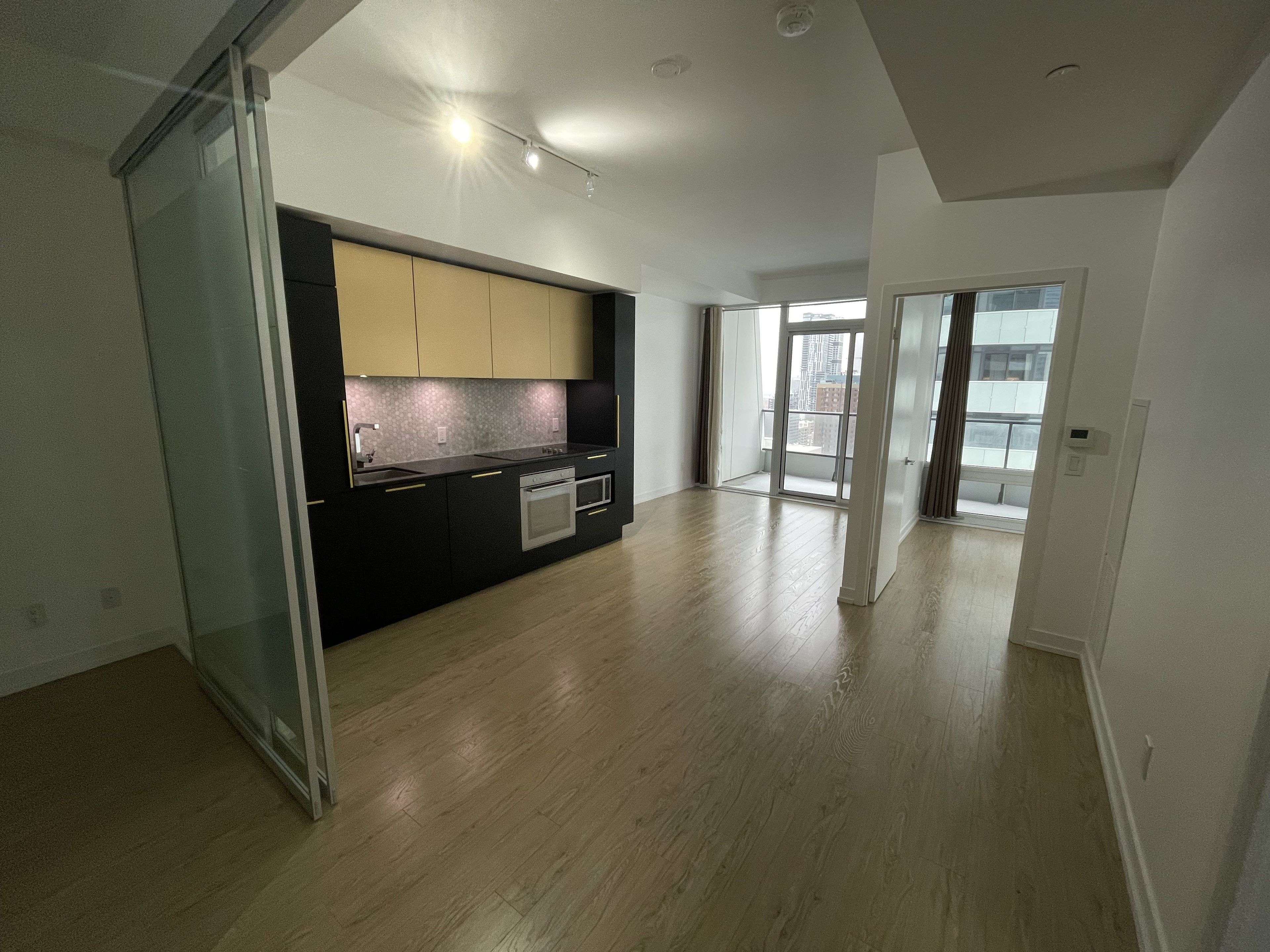 Toronto C08, ON M4Y 0E8,85 Wood ST #2202