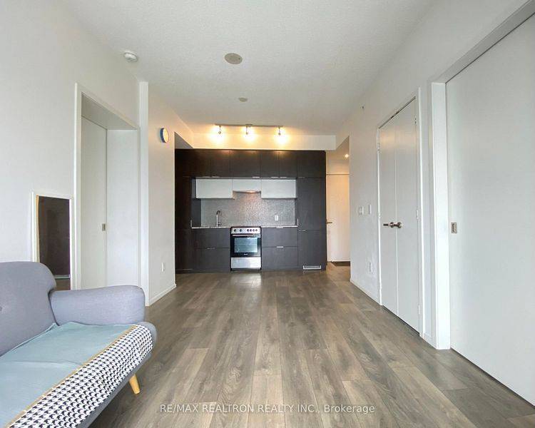 Toronto C08, ON M5B 0A9,159 Dundas ST E #4108