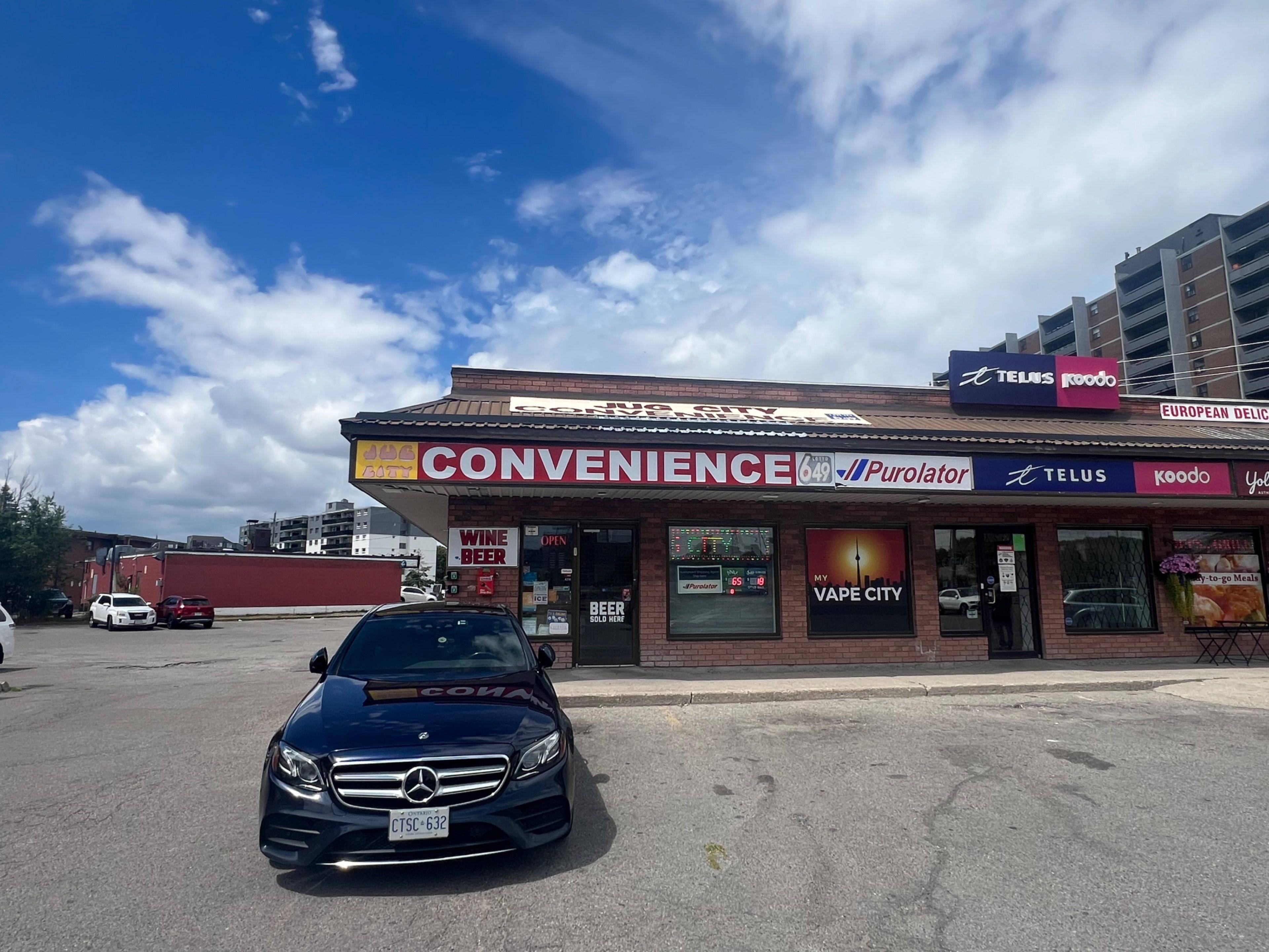 Oshawa, ON L1G 6Z6,1330 Ritson RD N #1