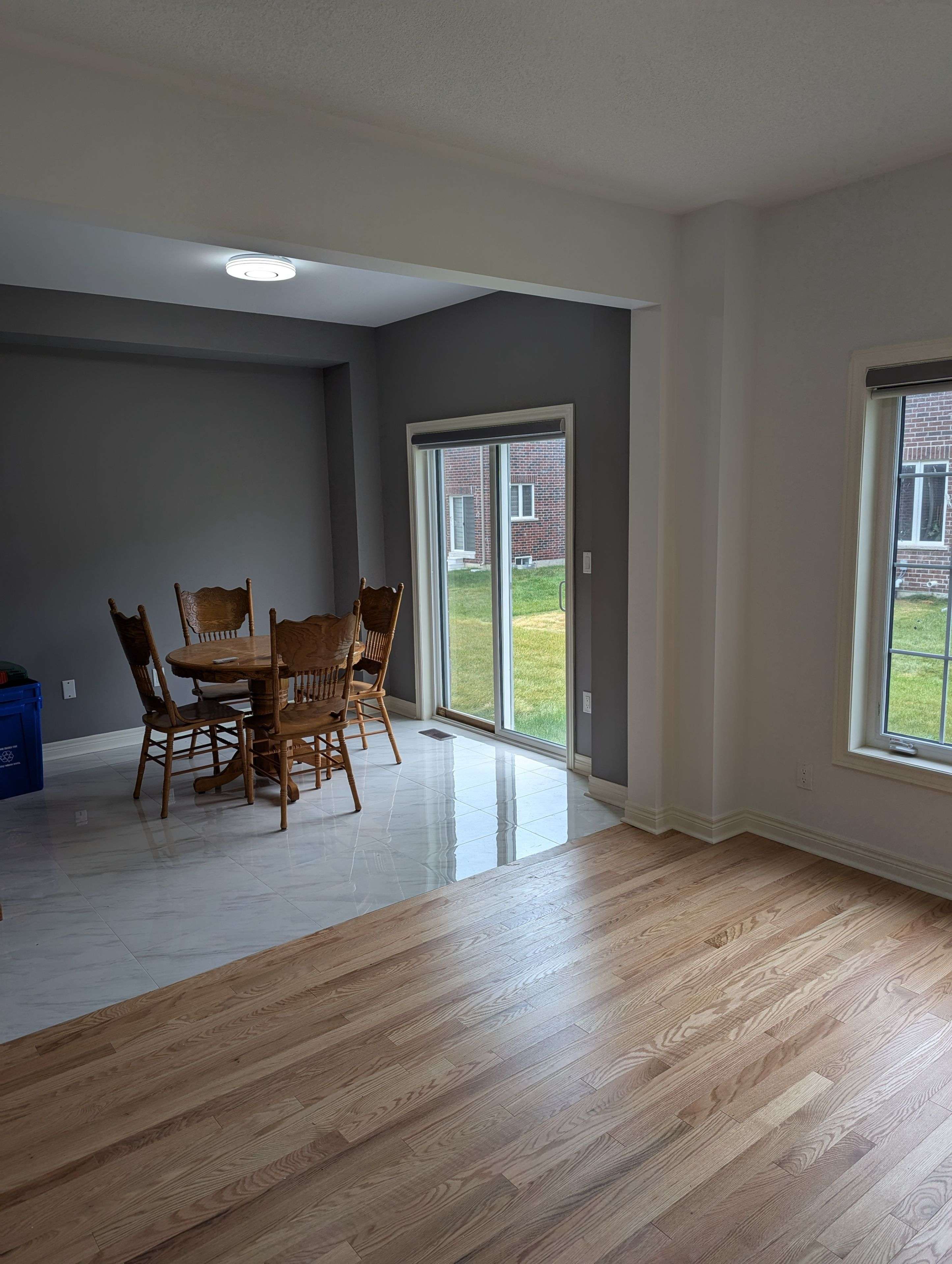 Oshawa, ON L1K 1A4,676 Fleetwood DR W