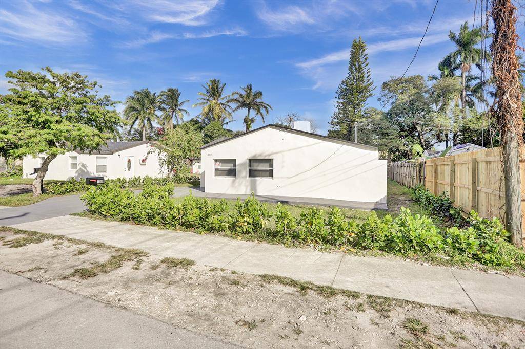 8265 NW 1st Pl #2, Miami, FL 33150