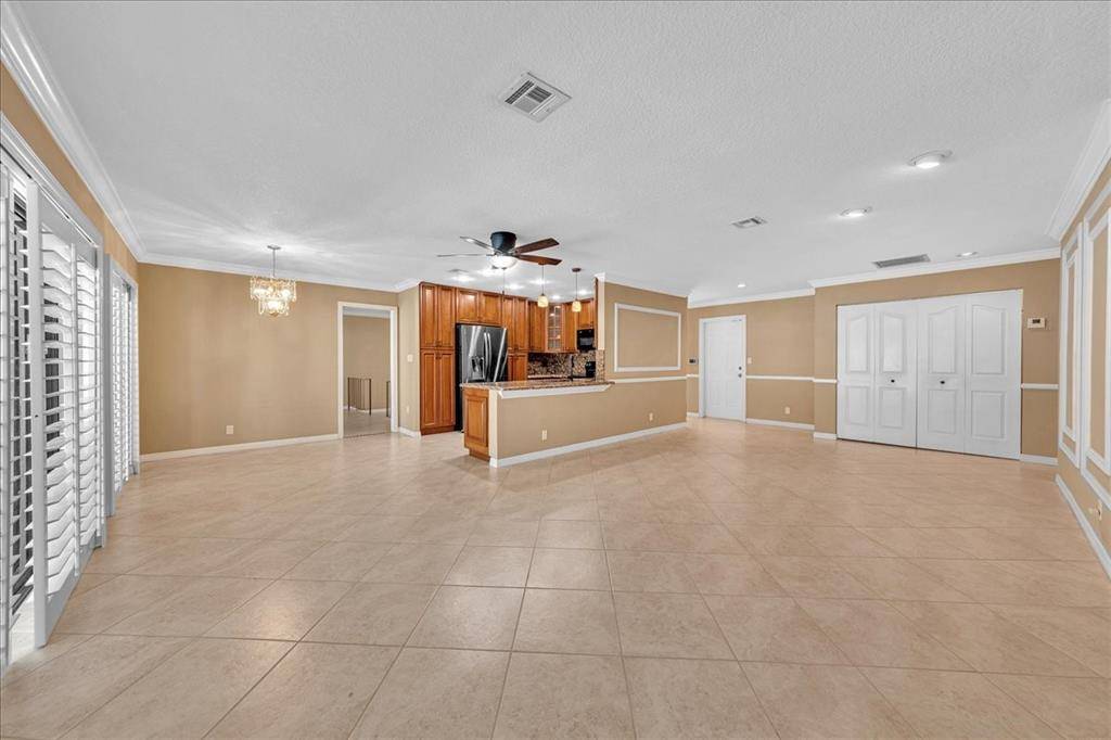 Coral Springs, FL 33071,9903 NW 19th St