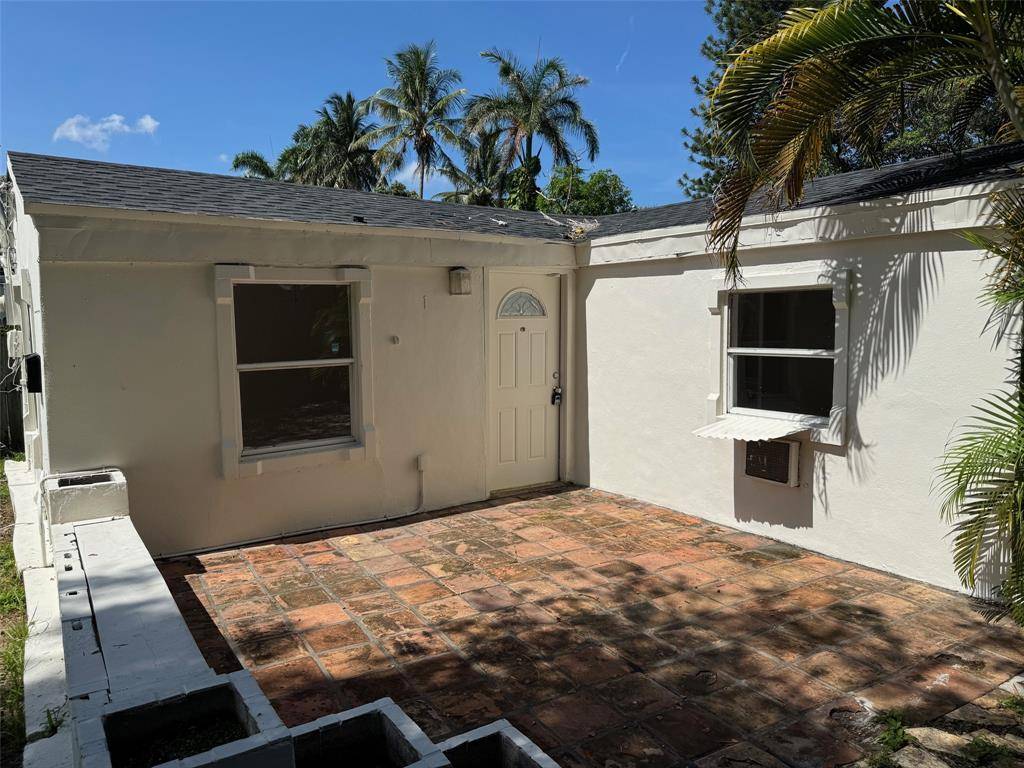 Miami, FL 33150,8261 NW 1st Pl #1