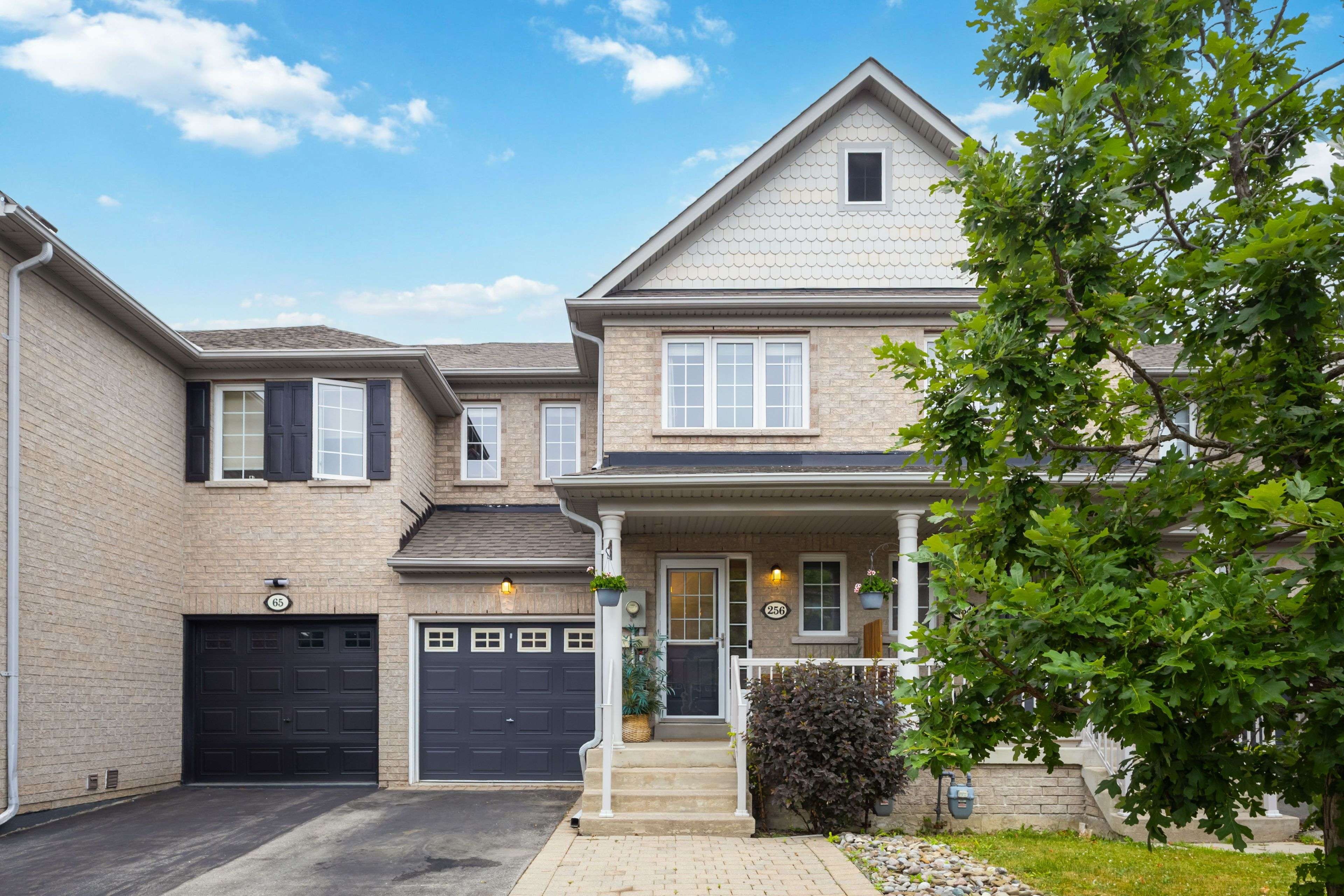 Newmarket, ON L3X 2T6,256 Coleridge DR