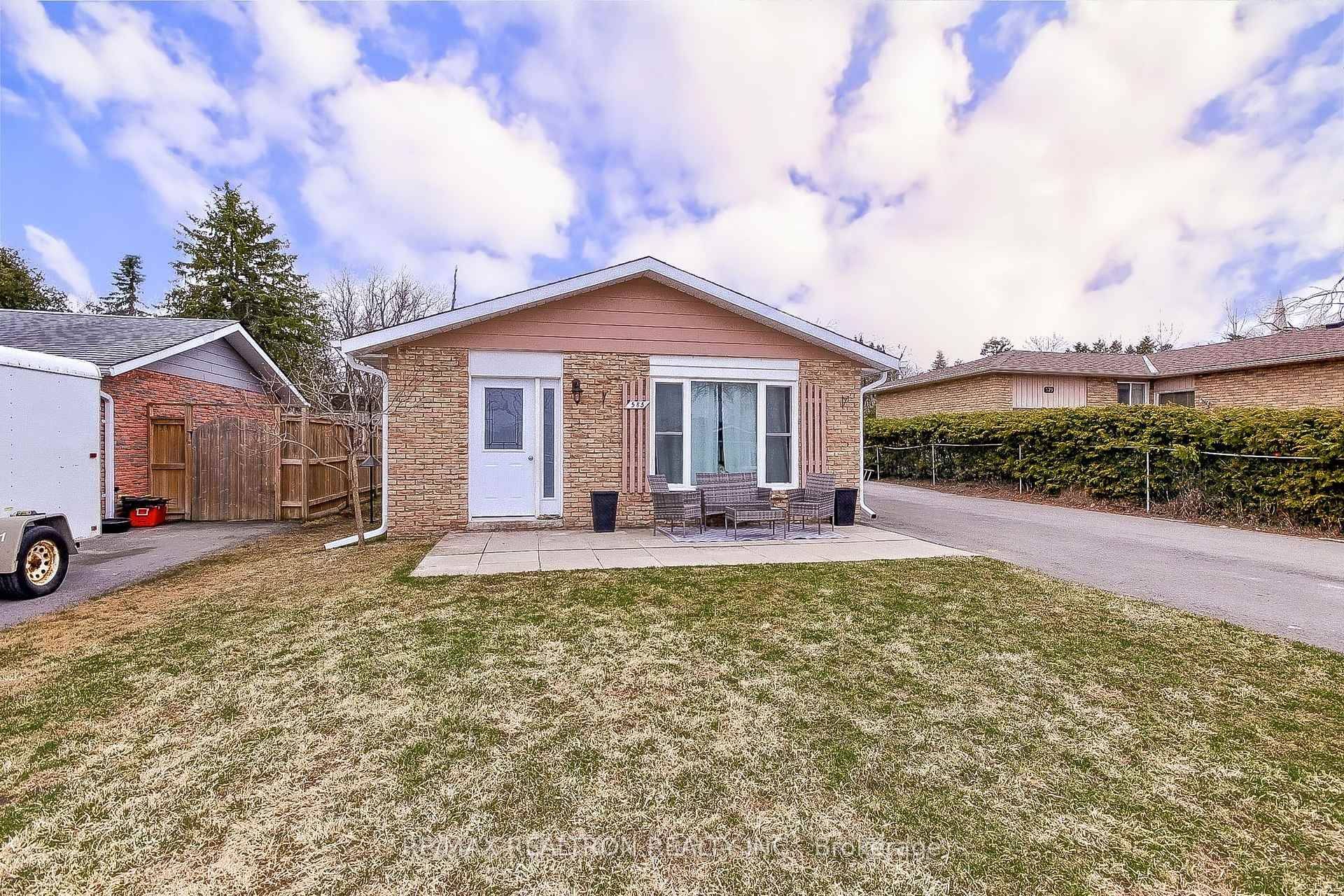 Brock, ON L0K 1A0,585 North ST