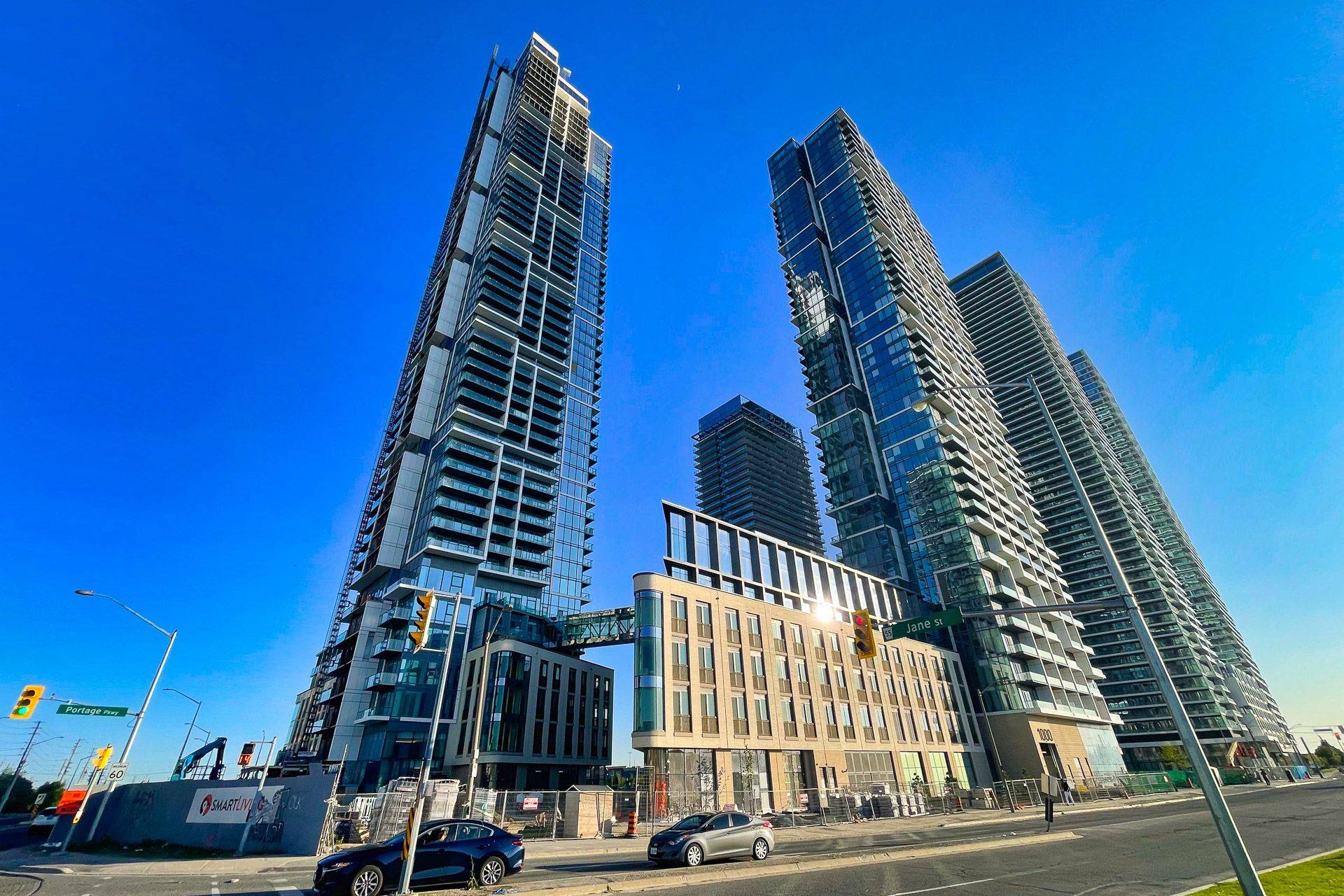 7890 Jane ST #602, Vaughan, ON L4K 0K9