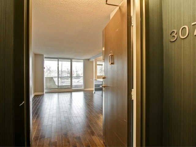 Markham, ON L4C 3R8,7811 Yonge ST #307