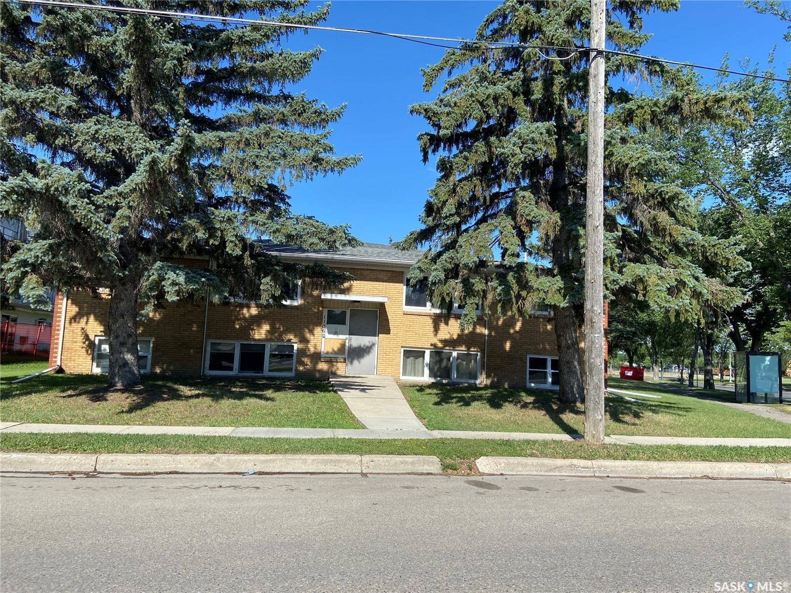 1106 McIntosh STREET, Regina, SK S4T 5B9