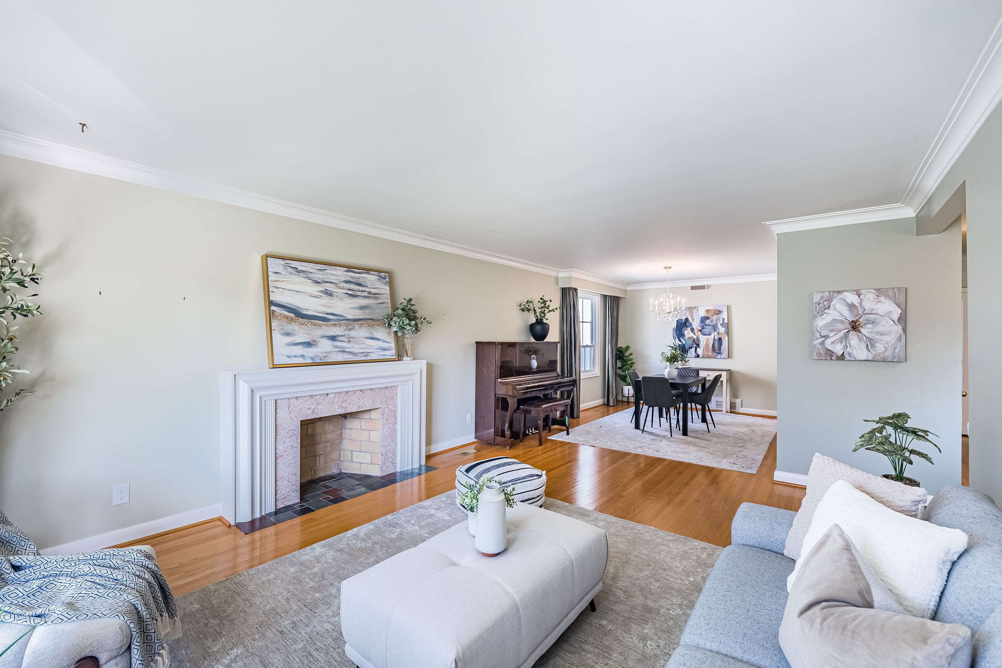 Toronto W08, ON M9A 1Y6,74 Prince George DR