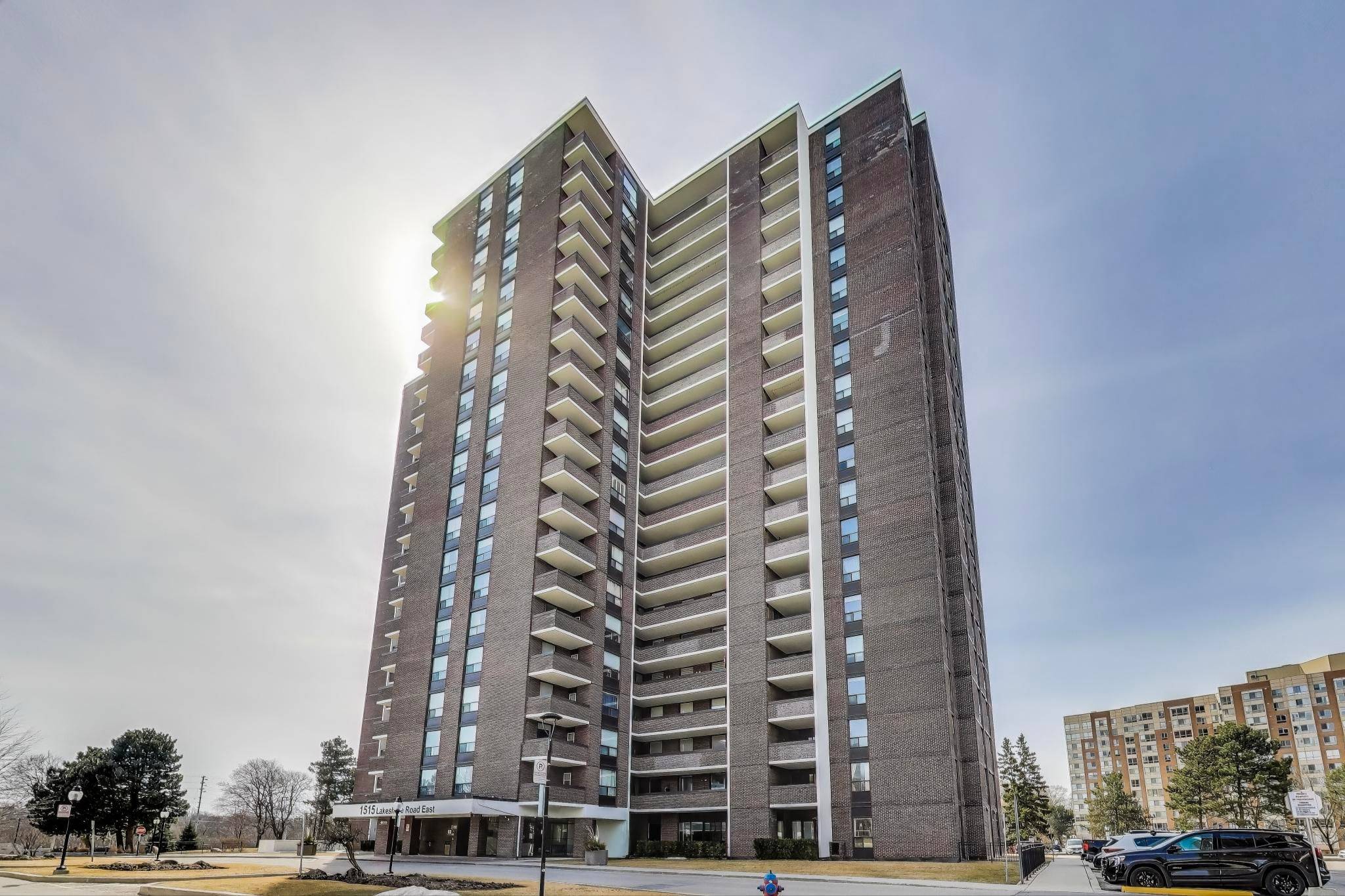 Mississauga, ON L5E 3E3,1515 Lakeshore RD E #1510
