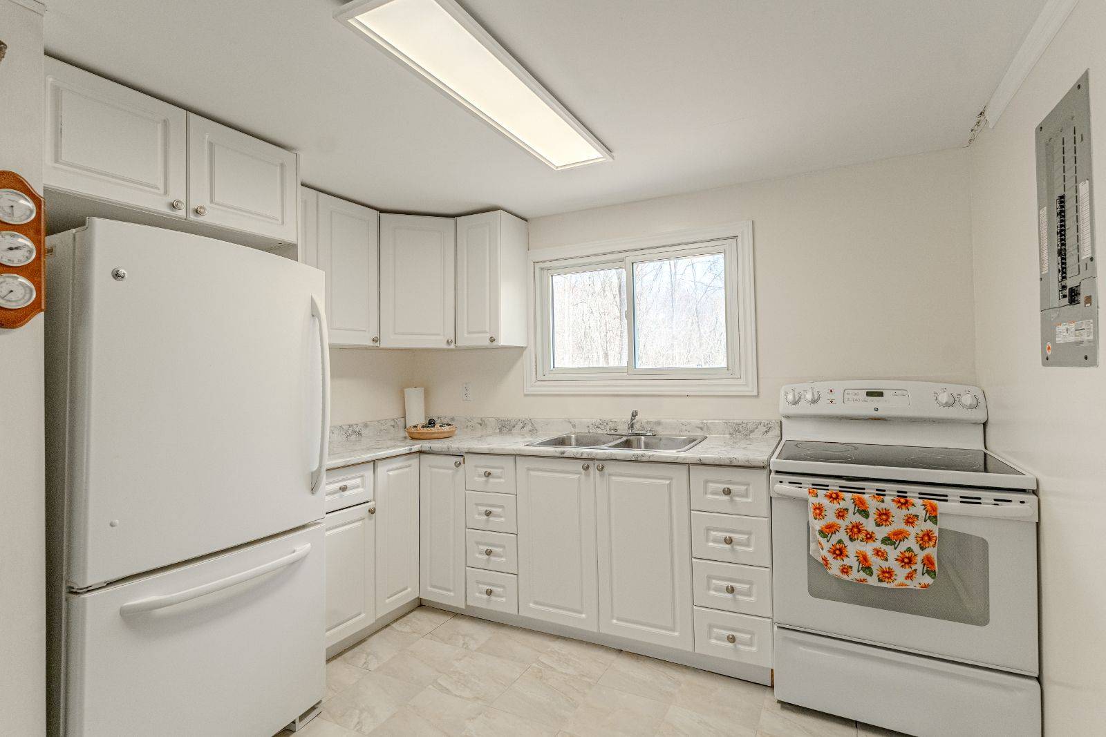 Kawartha Lakes, ON L0K 2B0,311 Black River RD