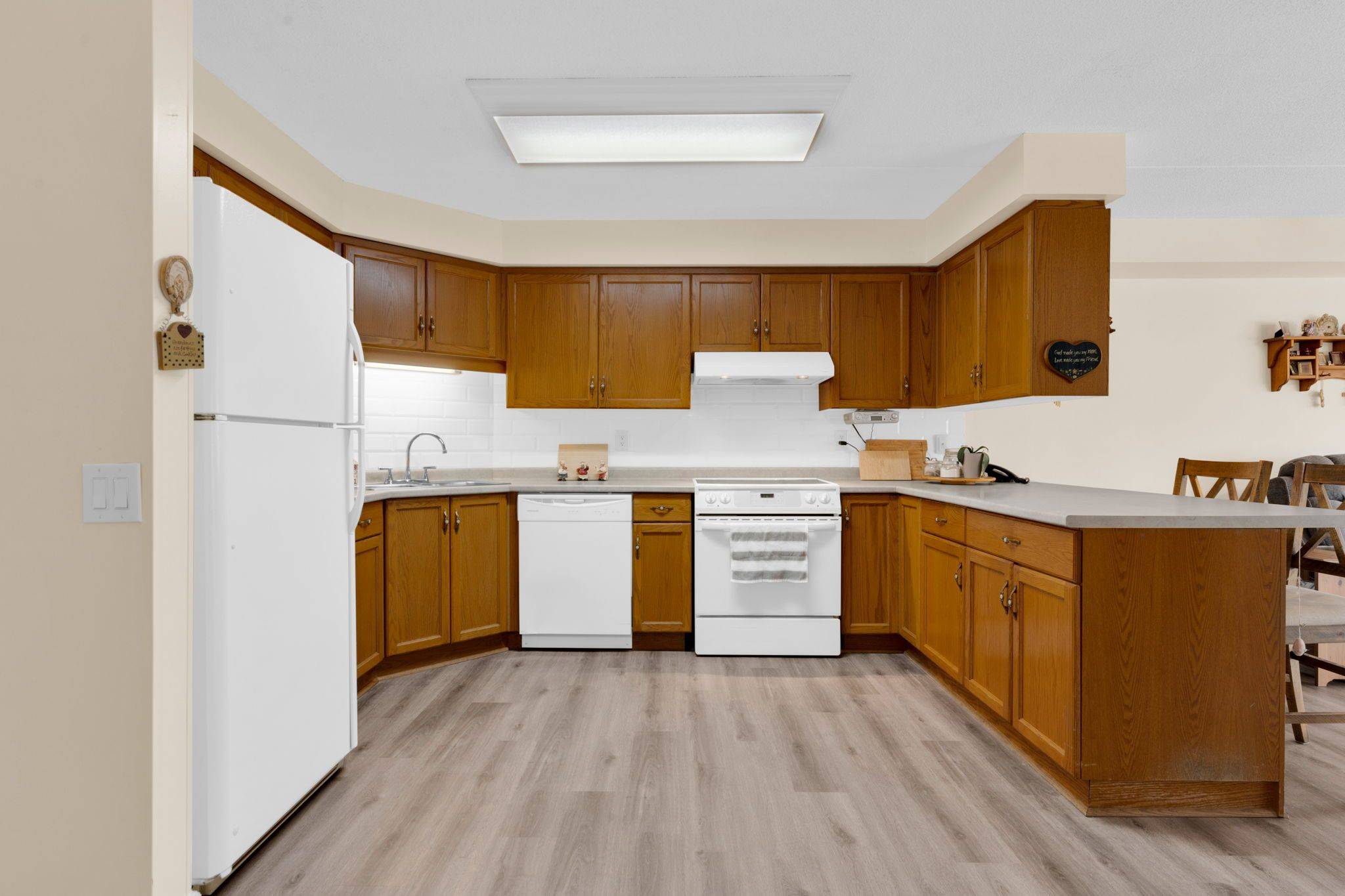 Niagara Falls, ON L2E 6S4,3364 Montrose RD #303