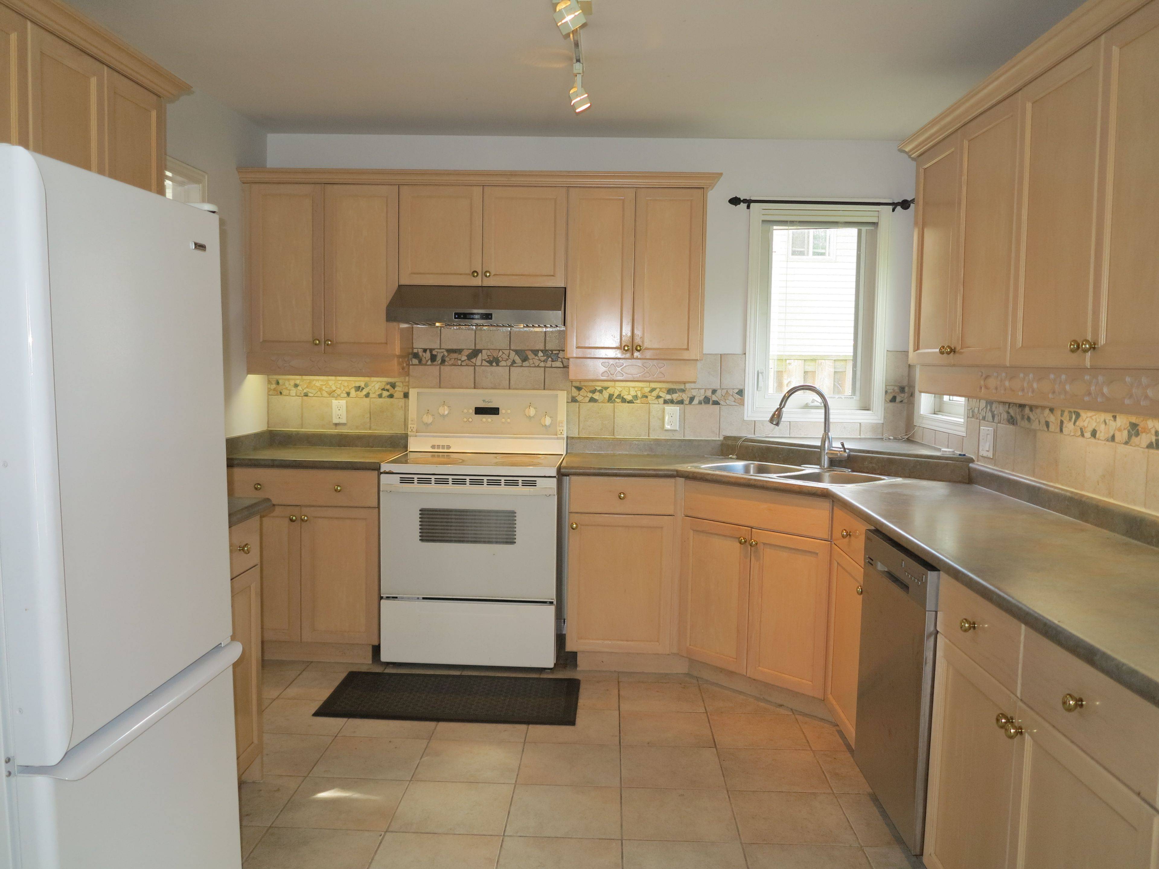 London North, ON N6G 4Z1,35 Moraine CRES