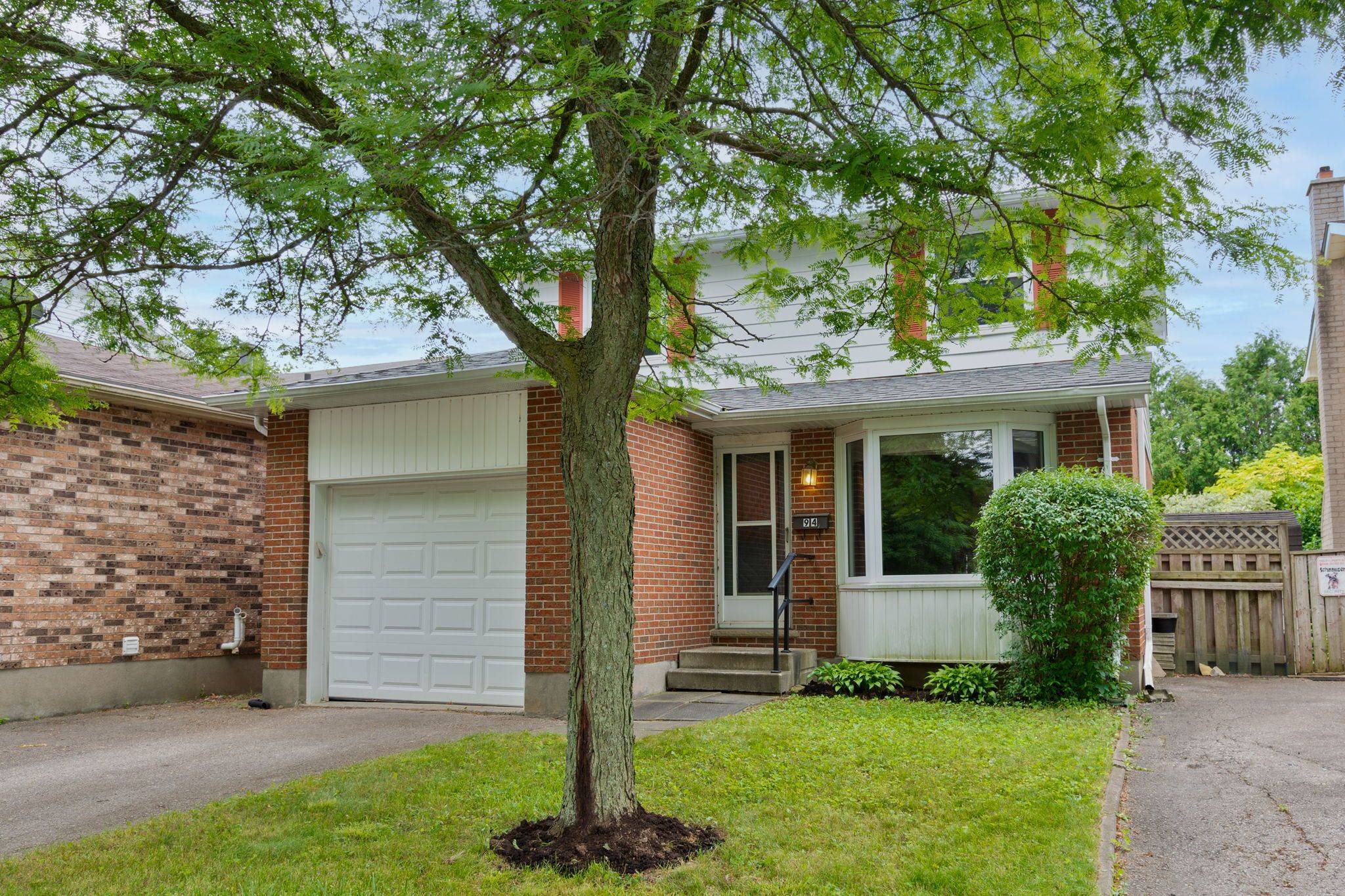 94 Olympic CRES, London North, ON N6G 3P6