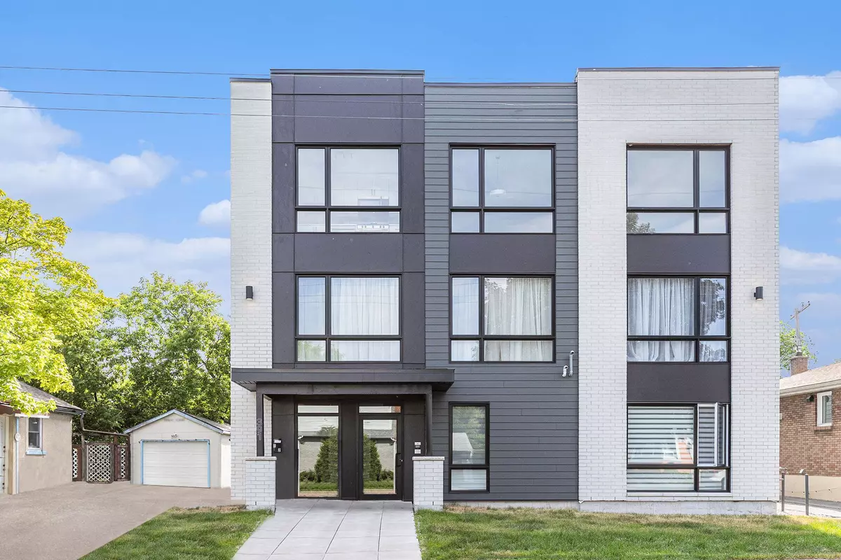 Vanier And Kingsview Park, ON K1L 6V3,391 DIEPPE ST #04