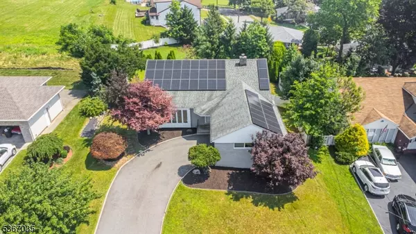Clifton City, NJ 07013,32 Brantwood Pl