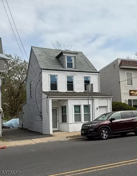 2210 Millburn Ave, Maplewood Twp., NJ 07040