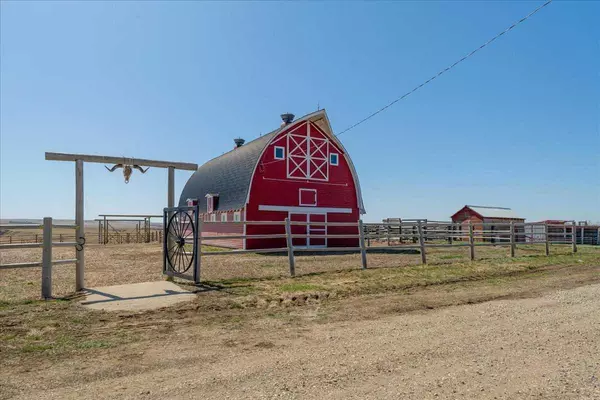 Rural Vulcan County, AB T0L1P0,204050 RR 245