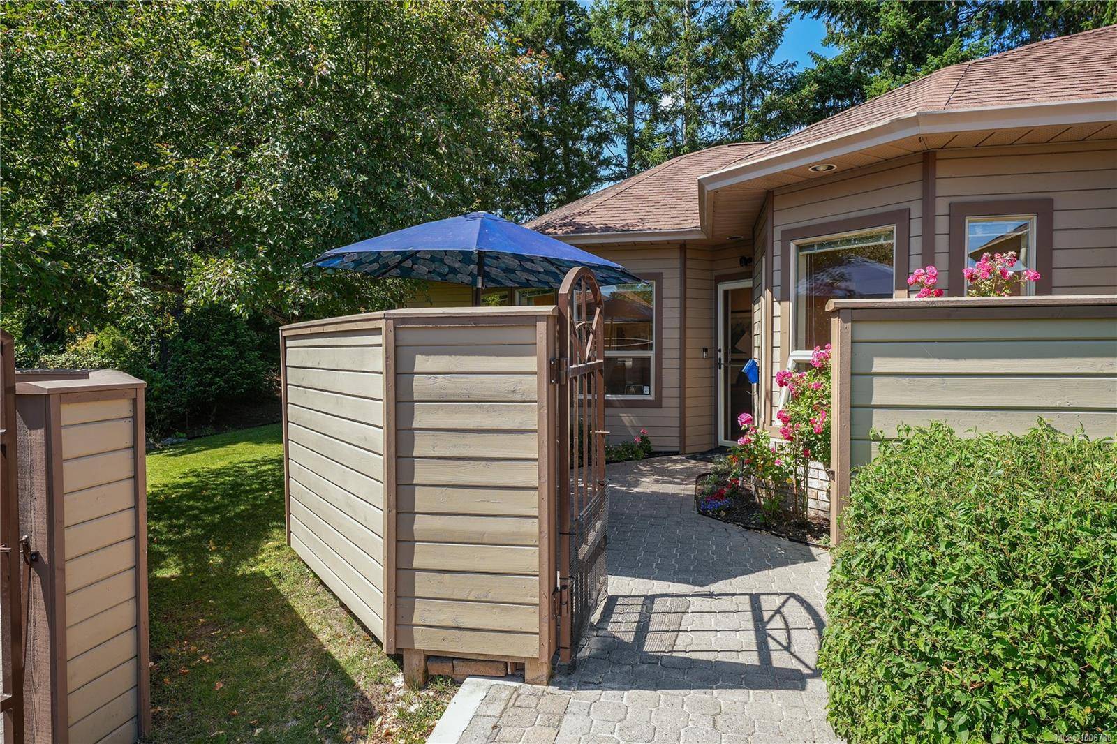 4515 Pipeline Rd #703, Saanich, BC V8Z 5M3