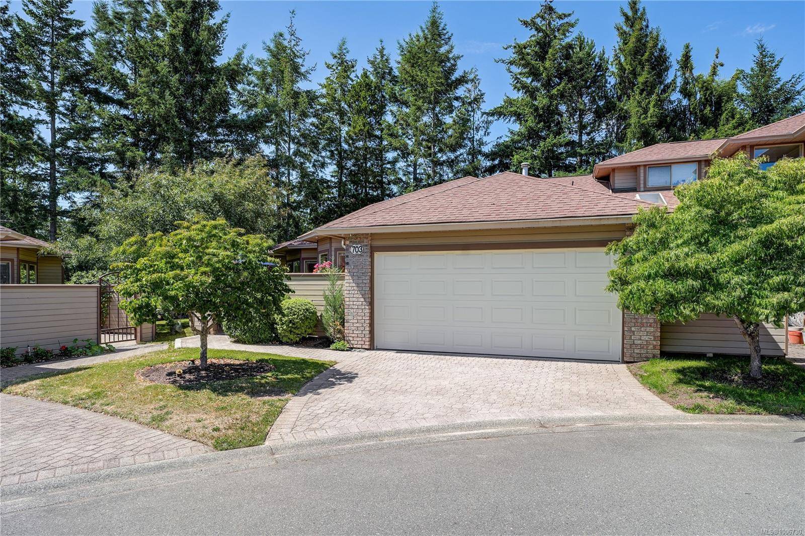 Saanich, BC V8Z 5M3,4515 Pipeline Rd #703