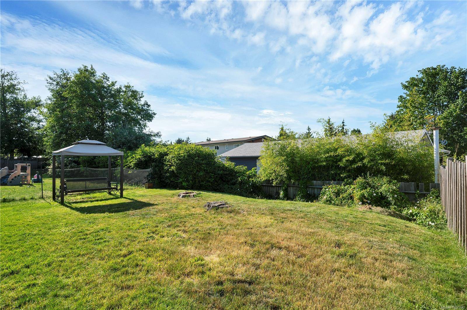 Campbell River, BC V9W 5N4,925 Watson Cres