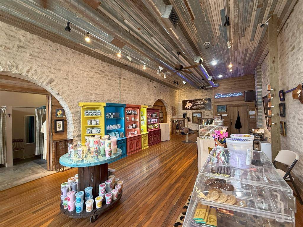 Glen Rose, TX 76043,101 Walnut Street #B