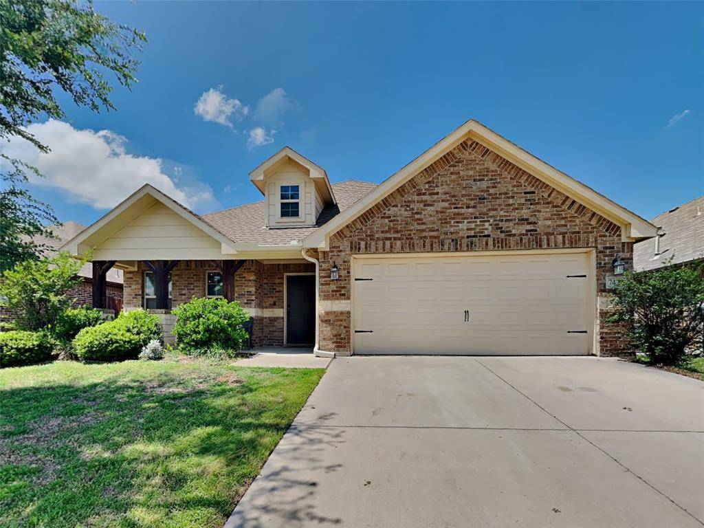 7429 Innisbrook Lane, Fort Worth, TX 76179