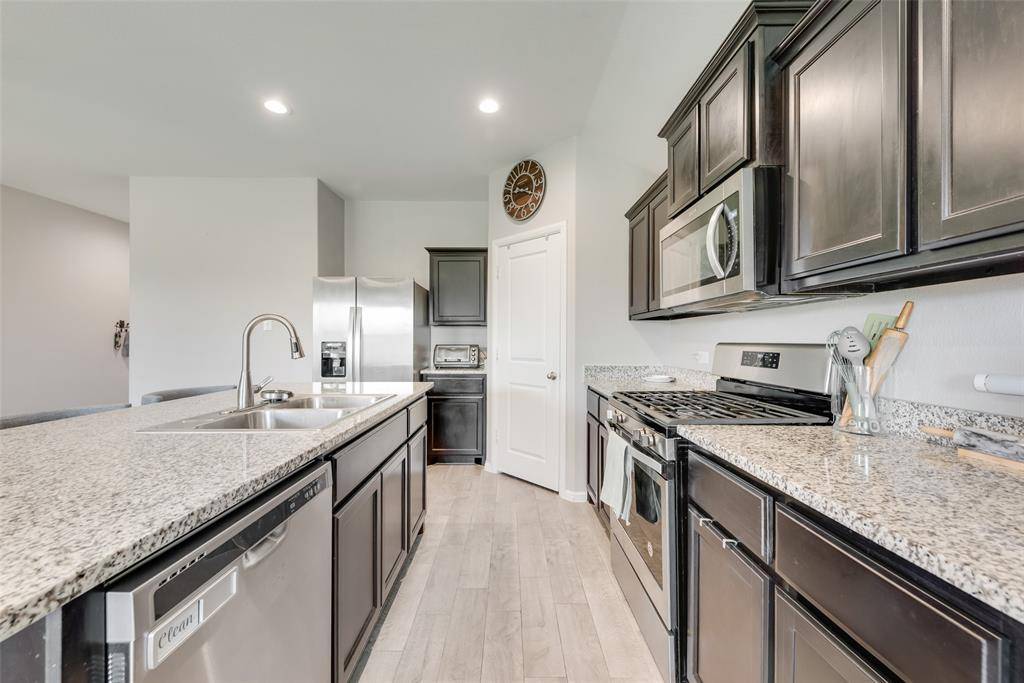 6128 Blacksmith Avenue, Fort Worth, TX 76179