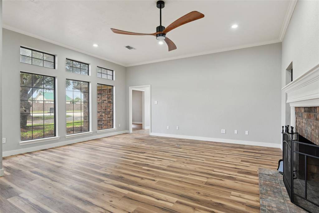 Cleburne, TX 76033,603 S Nolan River Road