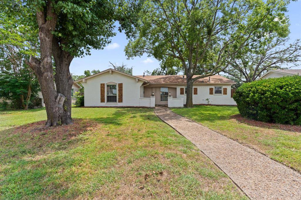 4006 Burning Tree Lane, Garland, TX 75042