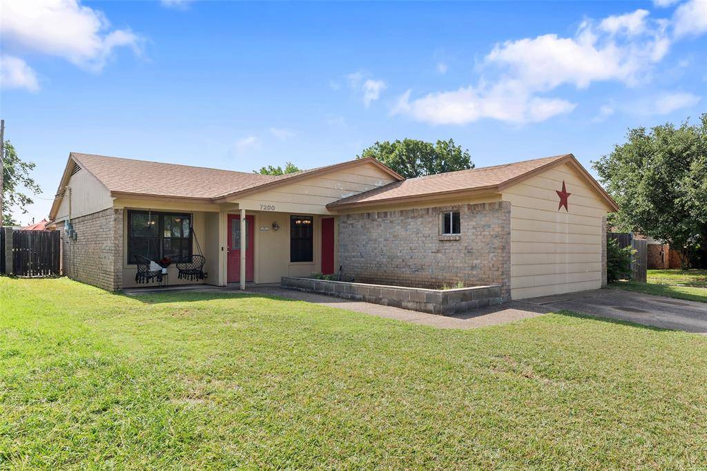7200 Astoria Court, Watauga, TX 76148
